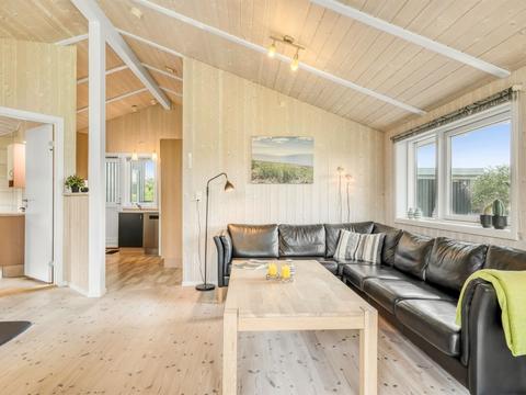 Inside|"Lyly" - 400m from the sea|Northeast Jutland|Hadsund