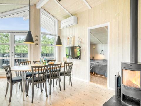 Inside|"Lyly" - 400m from the sea|Northeast Jutland|Hadsund