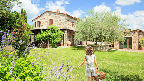 Chasse aux oeufs au jardin