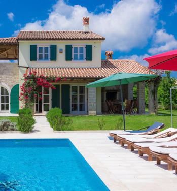 Filter Your Last Minute Holiday - Private Pool