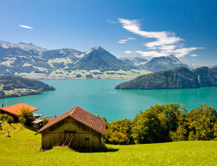 Vacances près d'un lac en Suisse