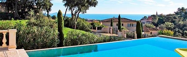 Ferienhaus mit Pool