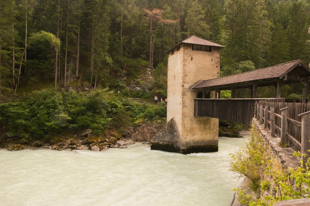 Oostenrijk middeleeuwse brug over de Inn-rivier