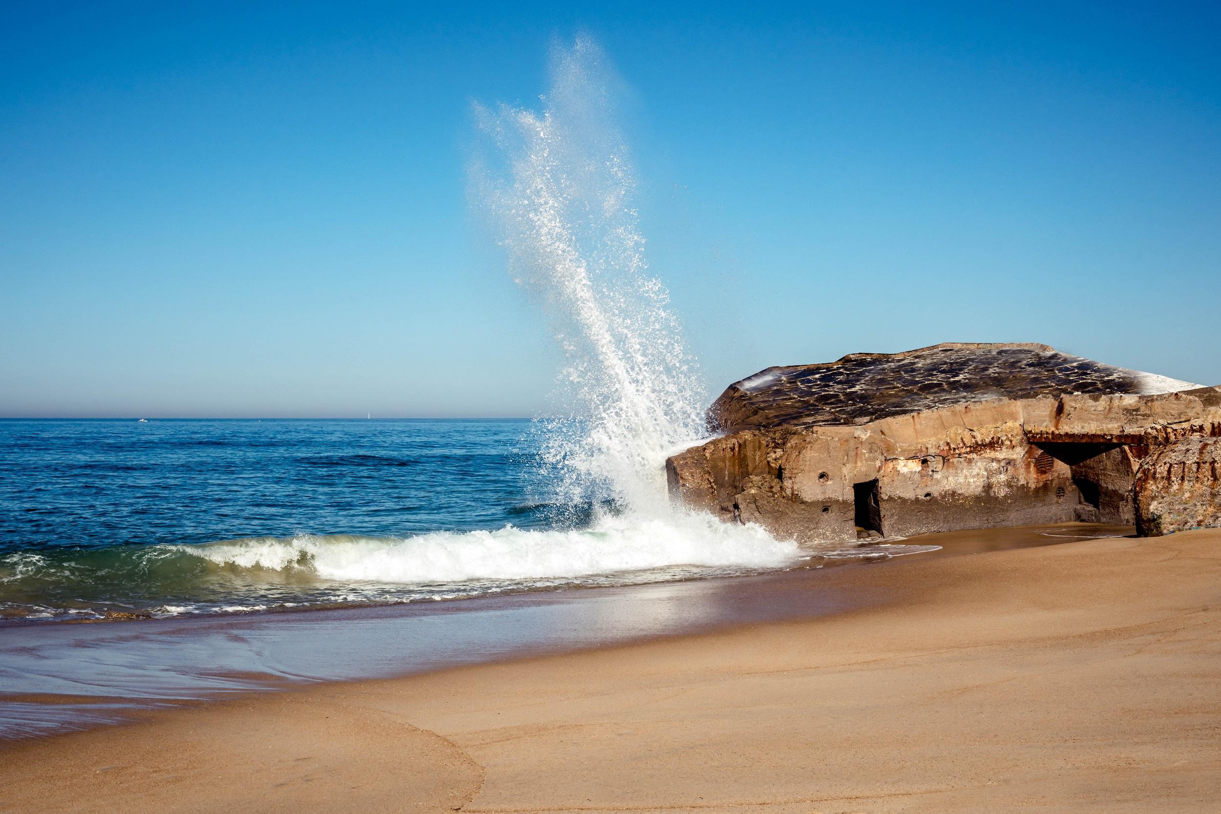 vagues sur la plage