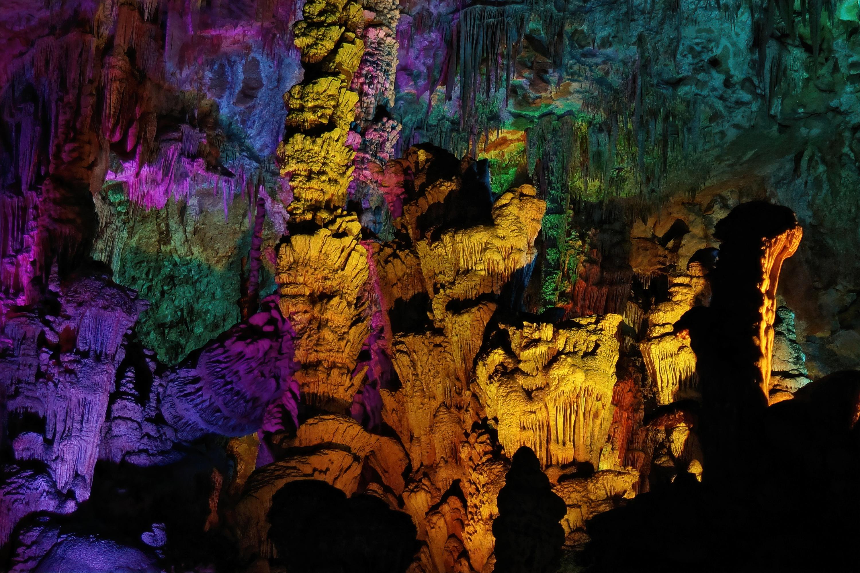 Frankreich - Grotte de la Salamandre