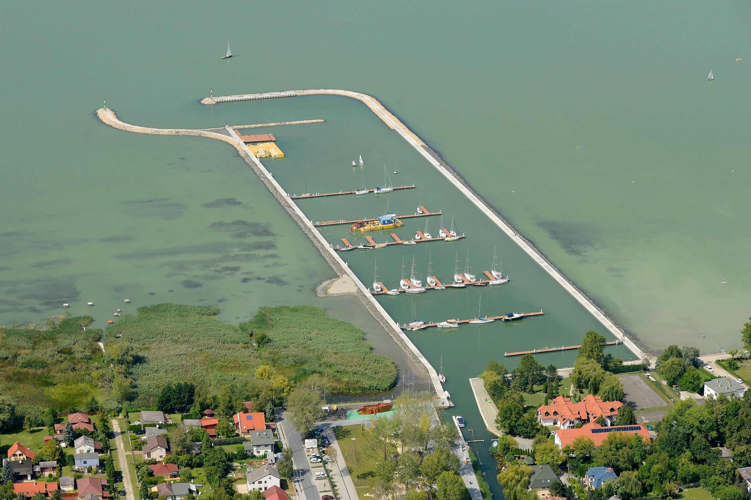 Hongrie-balatonfenyves-plage