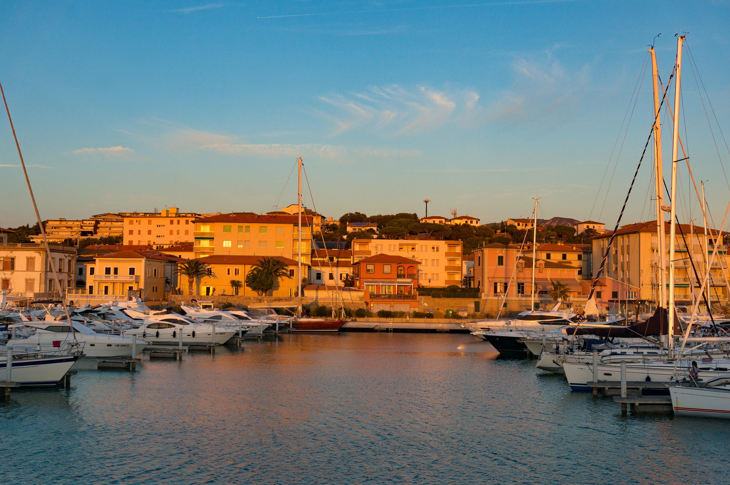 italie-san-vincenzo-yachts-coucher de soleil