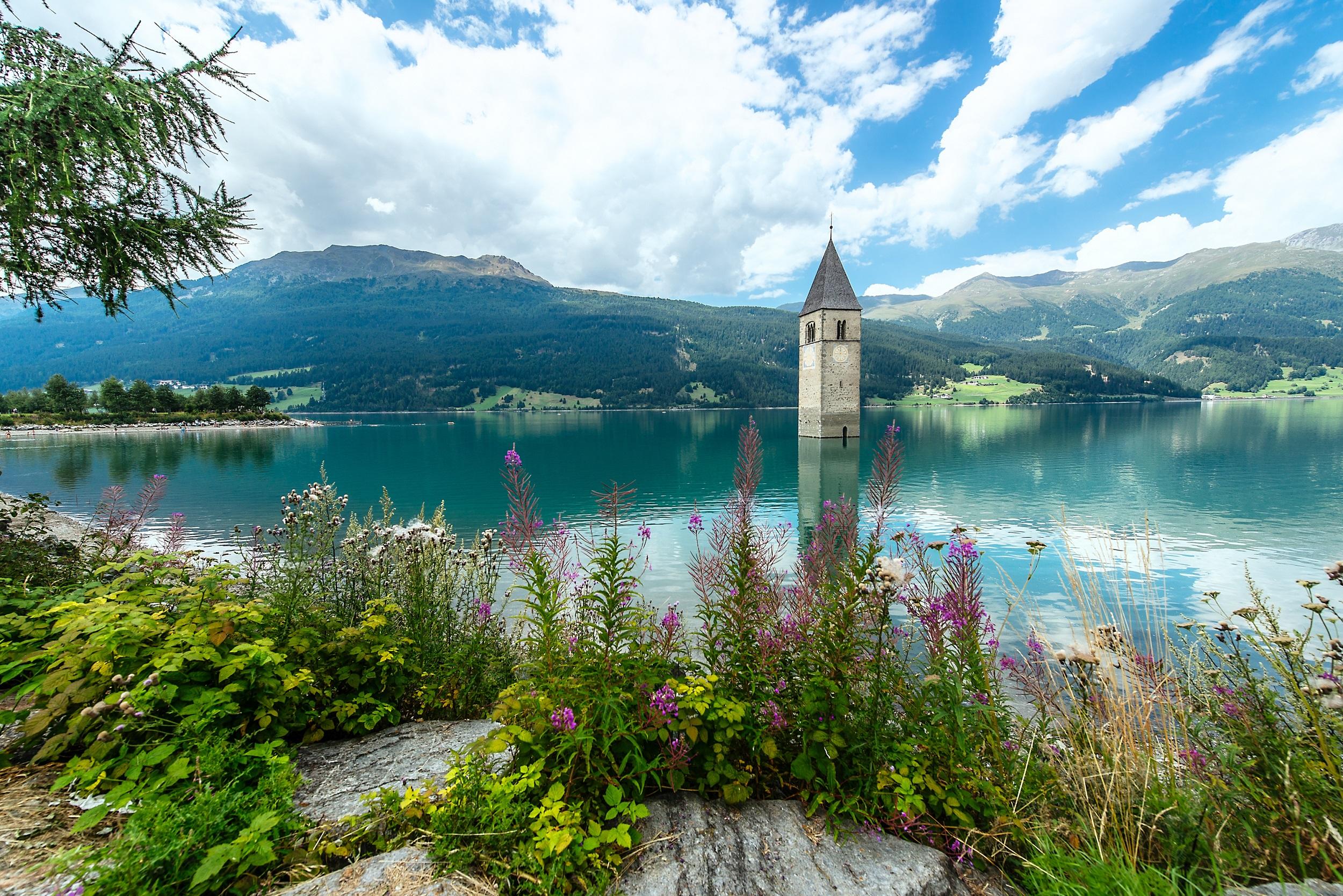 Italie Tyrol du Sud Lac de Resia