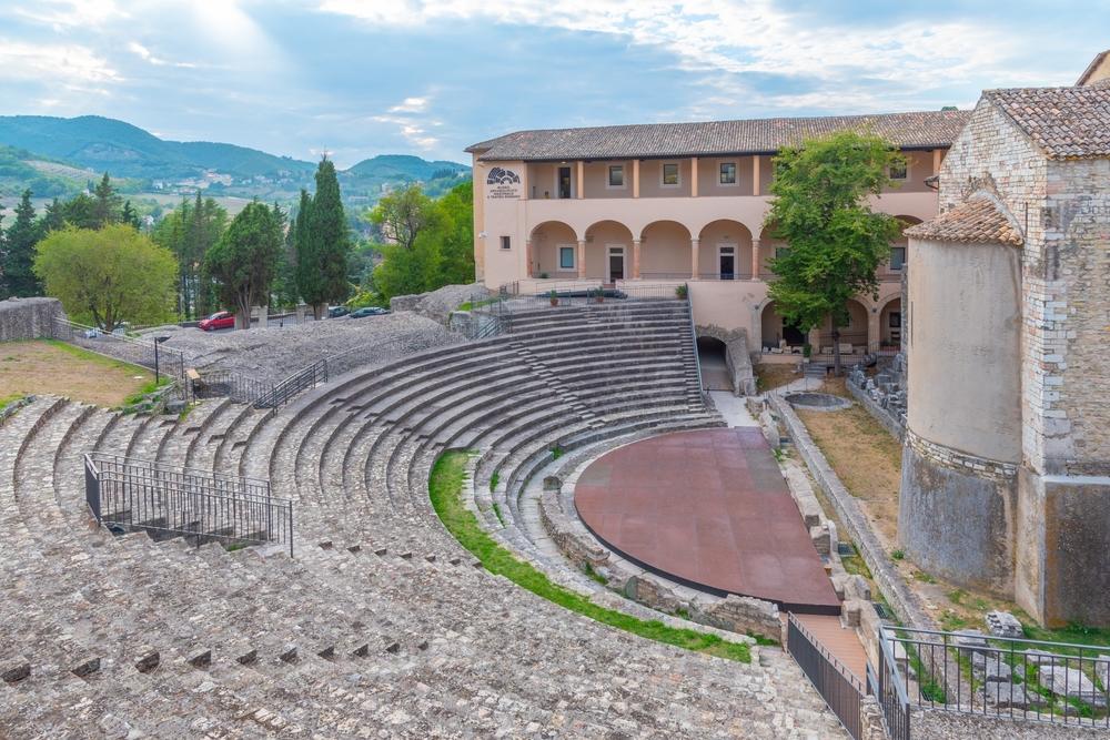 Italien Umbrien Spoleto Römisches Theater
