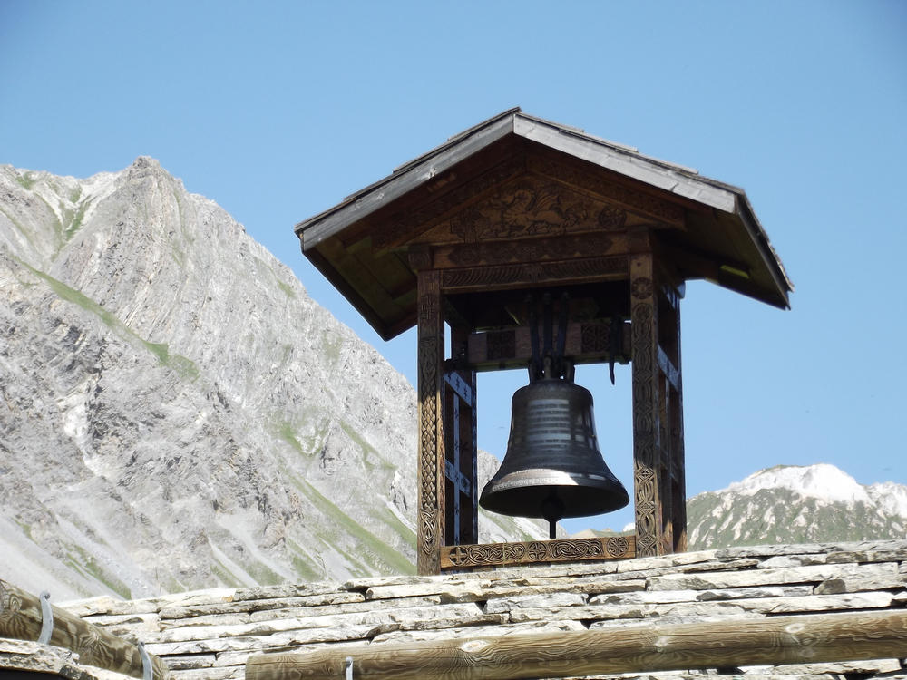 cloche d'église de montagne