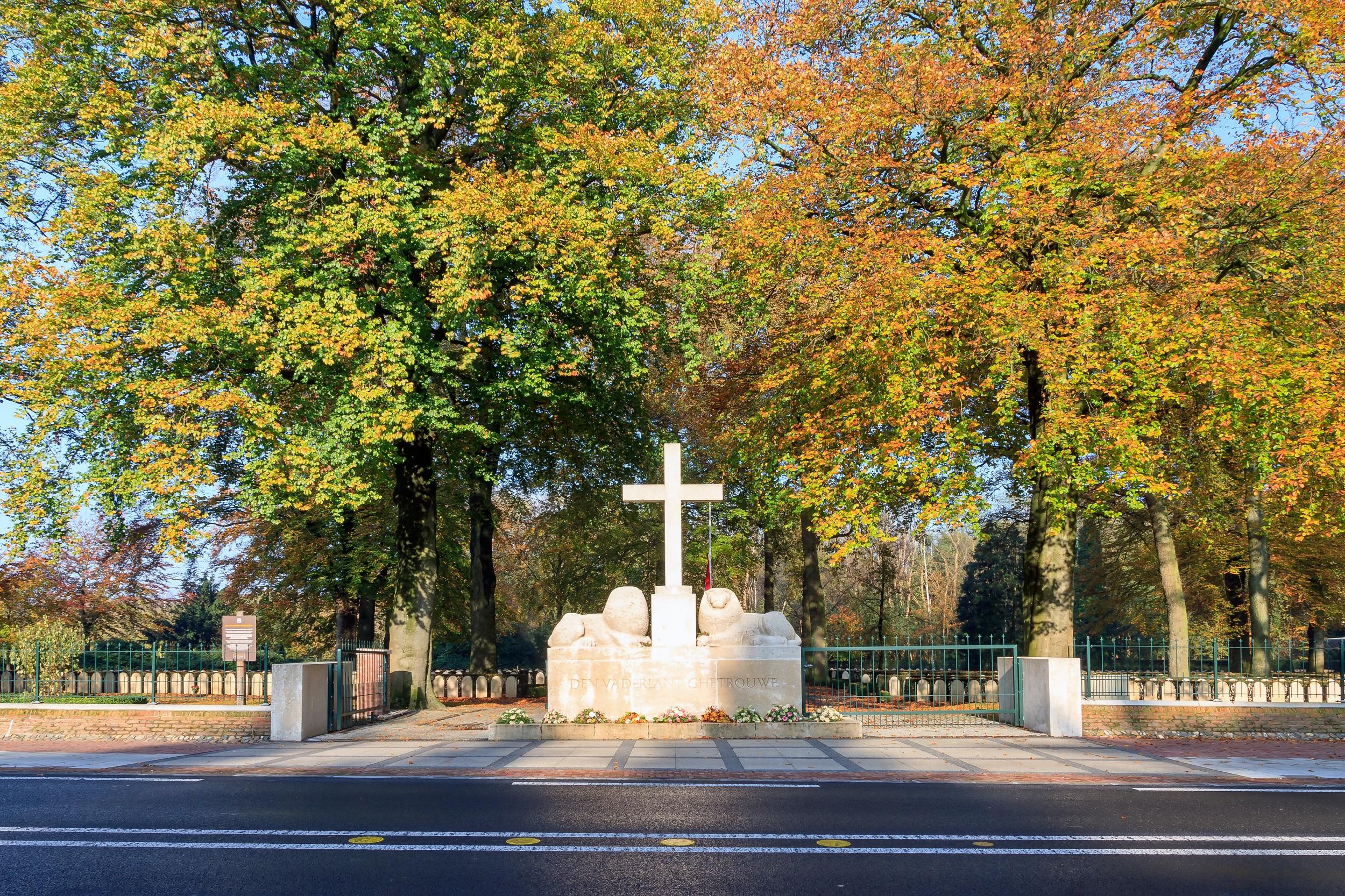 Grebbeberg War Cemetery