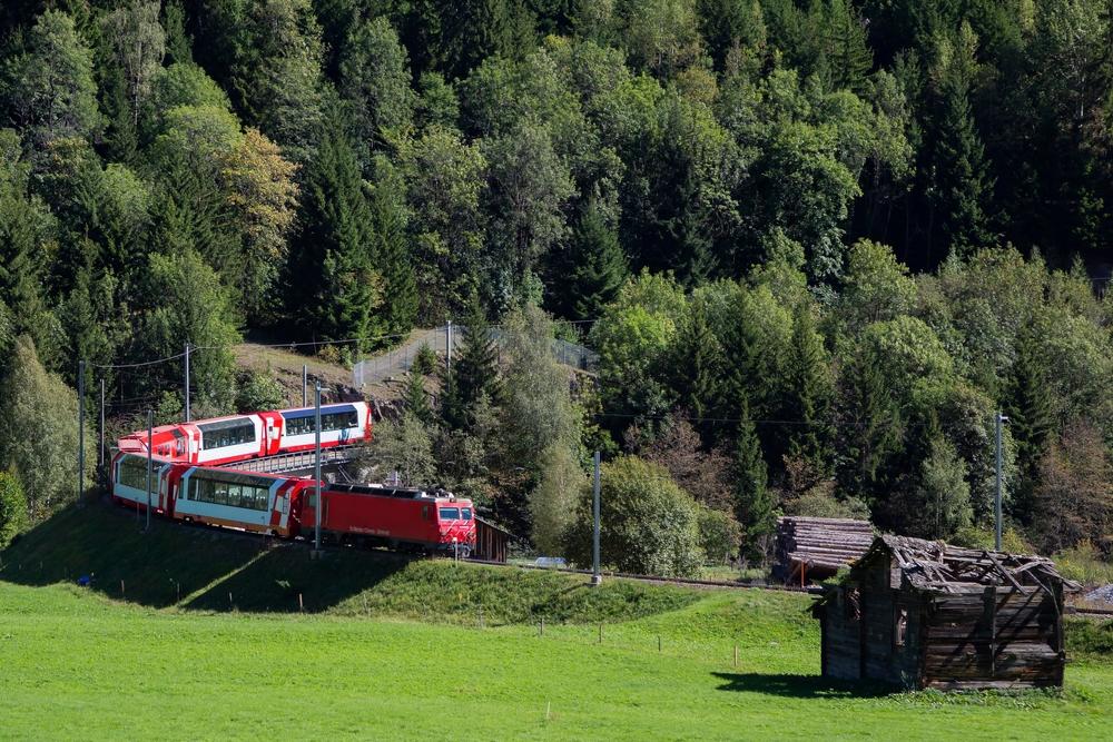 Train à Fiesch, Suisse