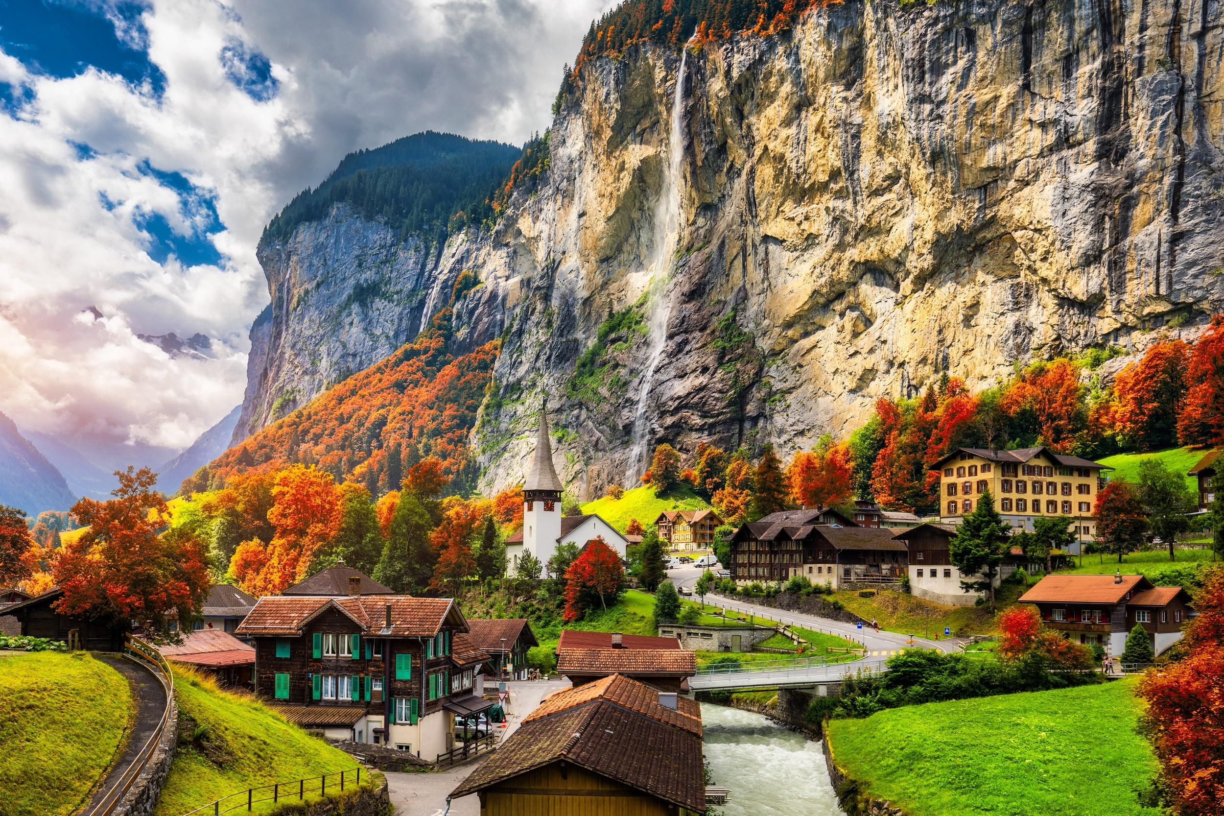 Schweiz-Lauterbrunnen-Herbst
