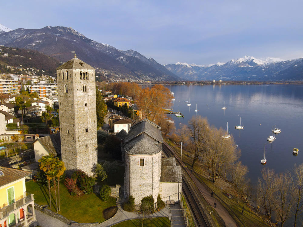 Kirche San Quirico, Minusio, Schweiz