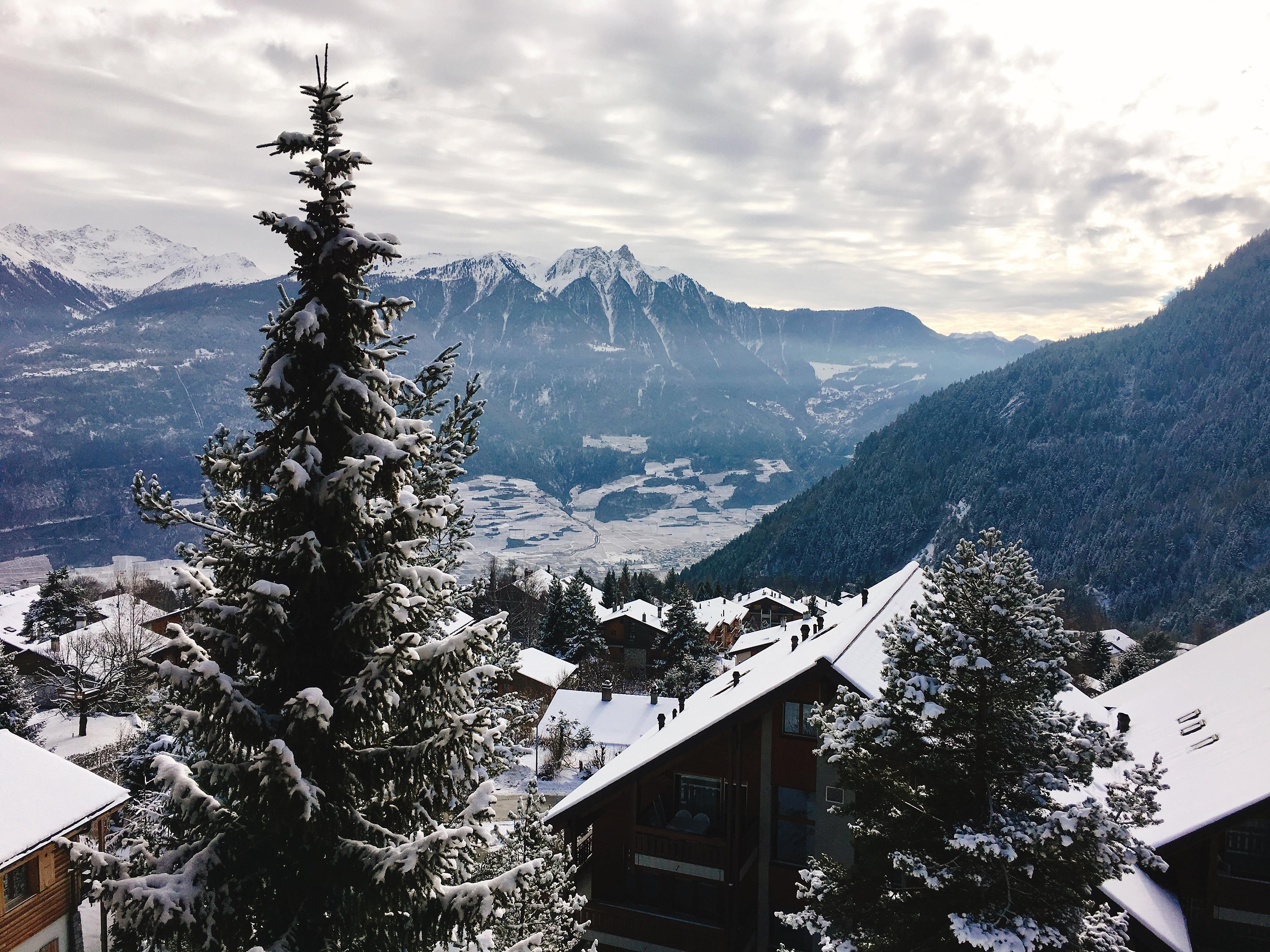 Schweiz-Ovronnaz-Winter
