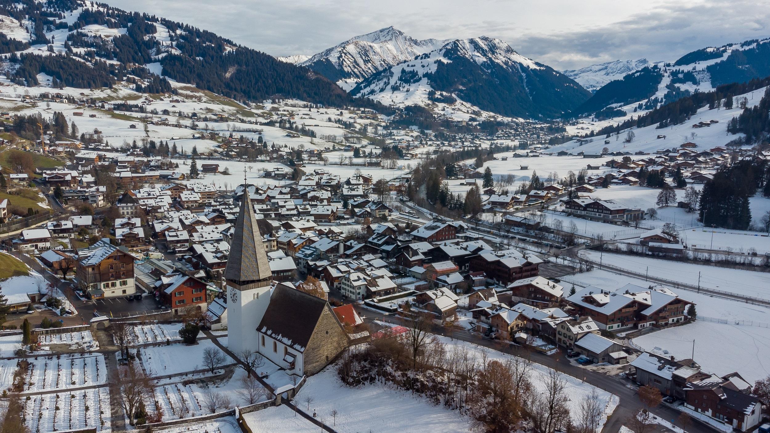 suisse-saanen-village