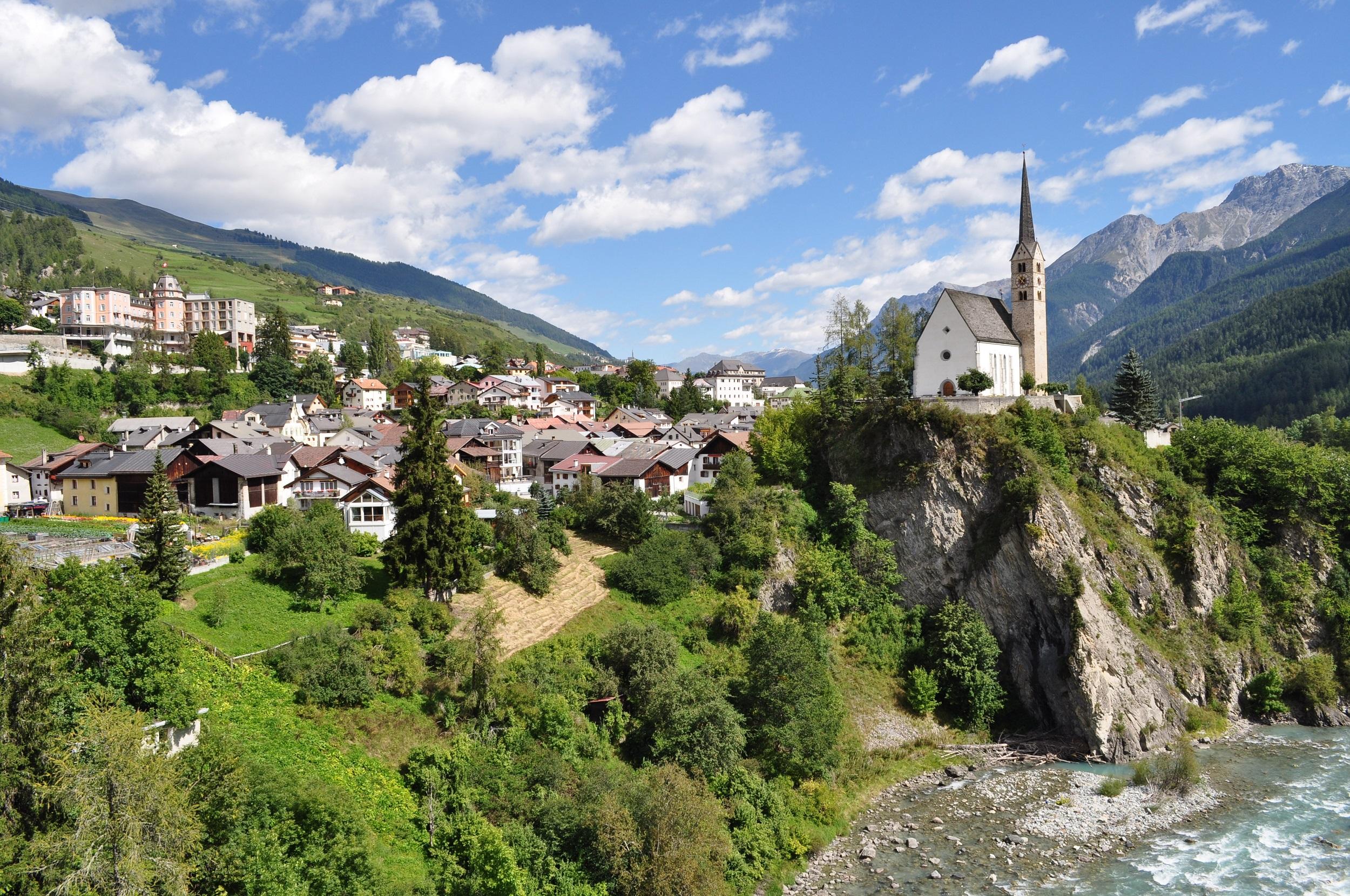 suisse-scuol-village