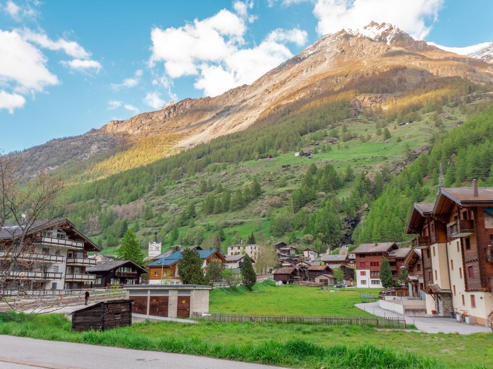 village de Täsch en Suisse